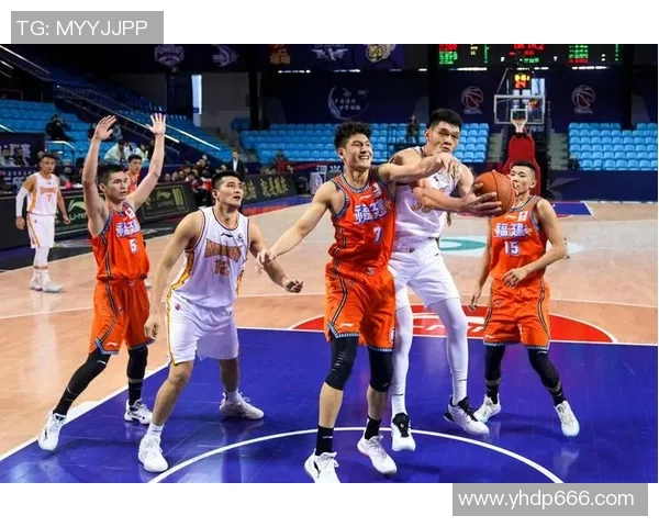 北京首钢与福建男篮激战正酣谁能在CBA赛场上笑到最后 北京首钢与福建男篮激战正酣谁能在CBA赛场上笑到最后