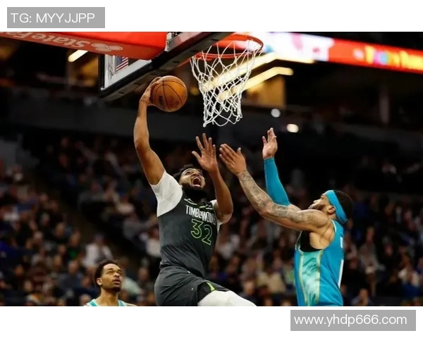 森林狼与黄蜂激战正酣球迷期待精彩对决与惊喜表现 森林狼与黄蜂激战正酣球迷期待精彩对决与惊喜表现